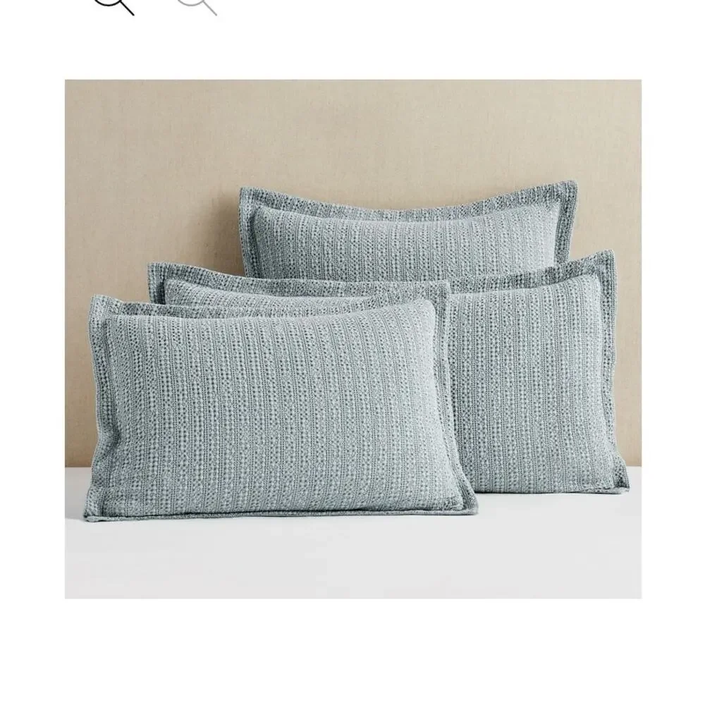 Pottery Barn Honeycomb Cotton Pillow Sham King x2 Navy and Chambray